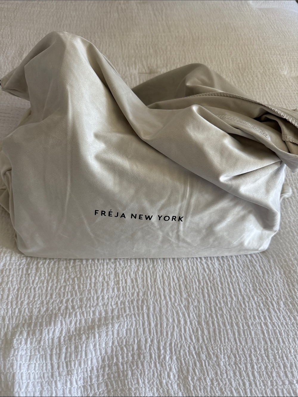 Freja New York Chrystie Bag - Picture 13 of 13